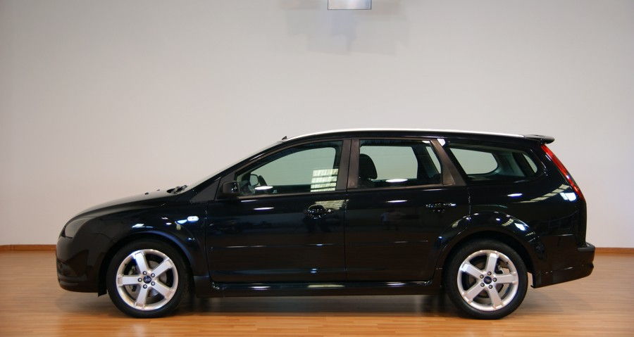 FORD FOCUS 1.6i 115 CV, SPORT BREAK.