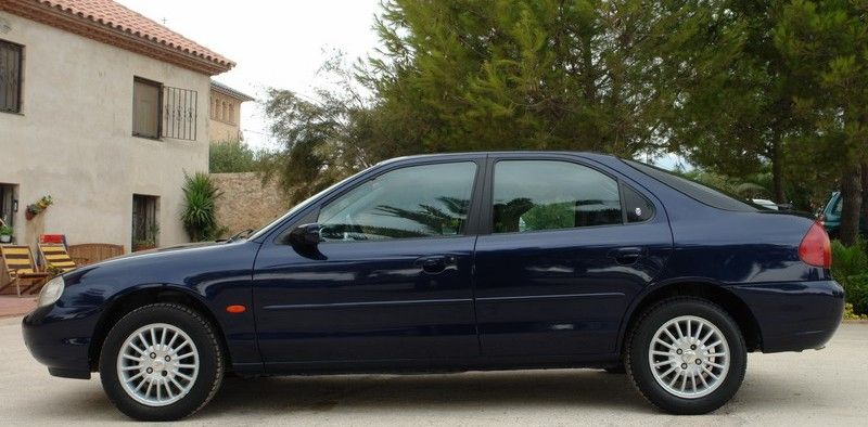 FORD MONDEO 1.8 TD 90 CV, GUIA.