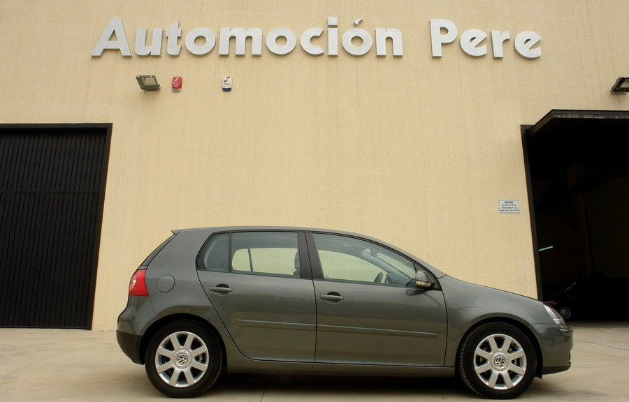 VOLKSWAGEN  GOLF 2.0 TDI 140 CV, 6 VEL. SPORTLINE, NACIONAL.