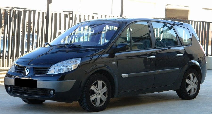 RENAULT  MEGANE SCENIC 1.9 dCi 130 CV. 6 VEL.