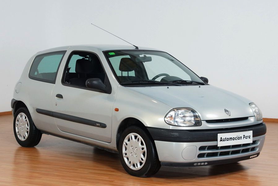 RENAULT. CLIO 1.9 DIESEL. RN. 