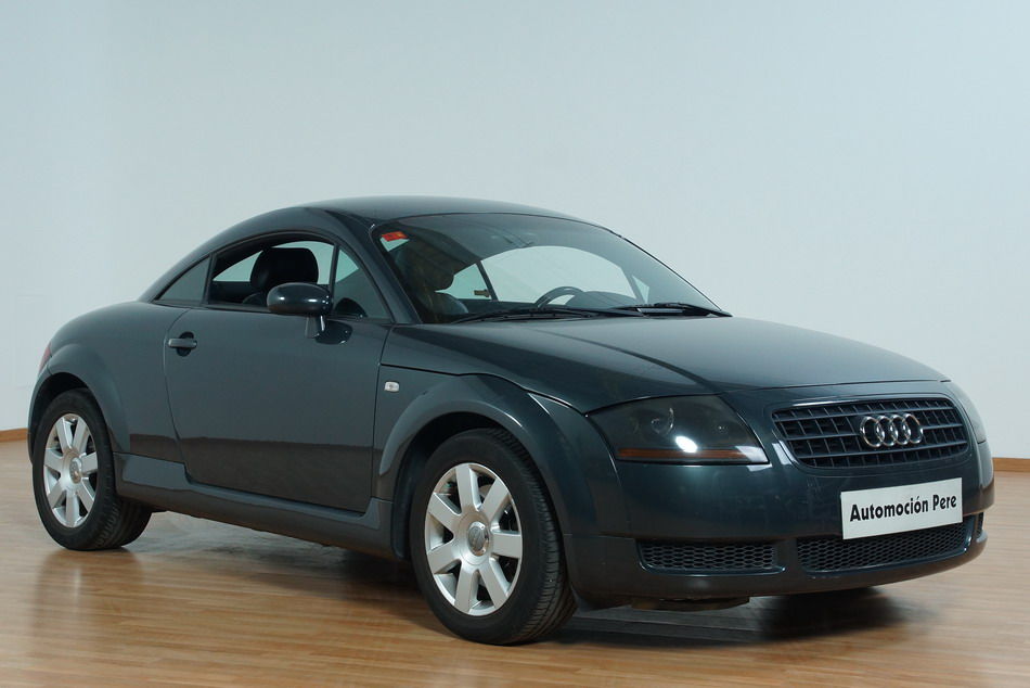 AUDI TT 1.8T 180 CV.
