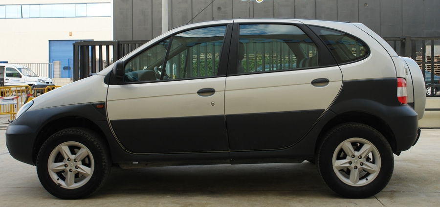 RENAULT SCENIC 1.9 dCi RX4 105 CV, 4X4.