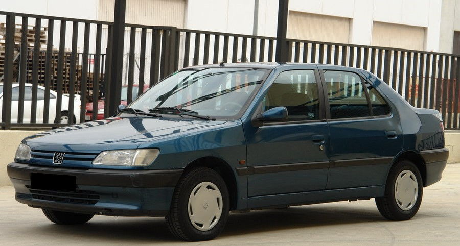 PEUGEOT 306 1.9 DIESEL SEDAN