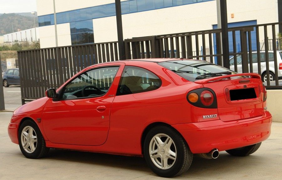 RENAULT MEGANE COUPE dTi 100 CV