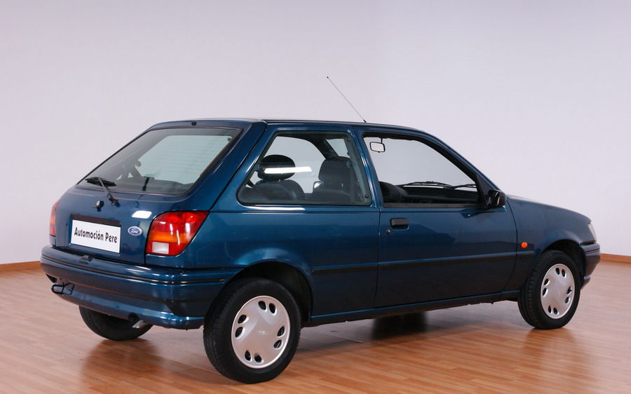 FORD FIESTA NEW PORT 1.3i 60 CV