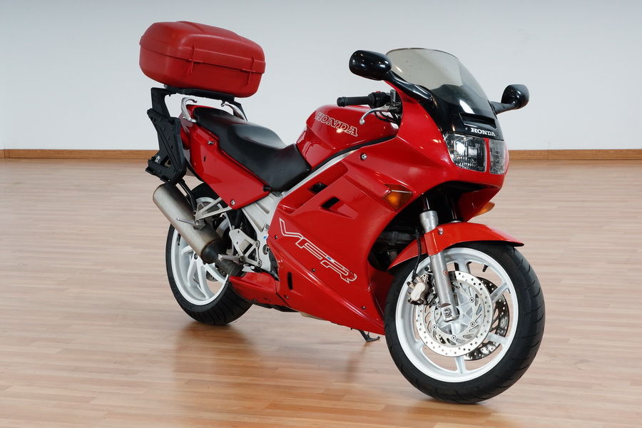 HONDA. VFR 750 F.