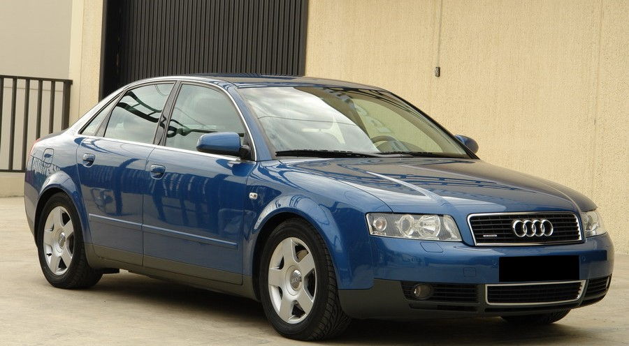 AUDI A4 3.0i QUATTRO, 220 CV, TIPTRONIC. NACIONAL