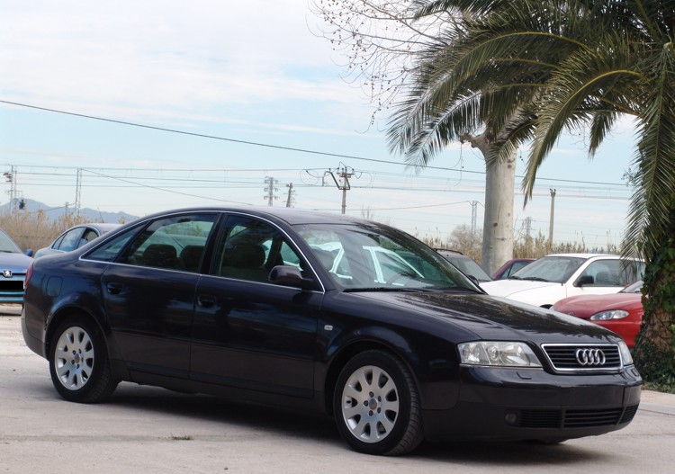 AUDI A6 2.5 TDI 150 CV, V6. NACIONAL