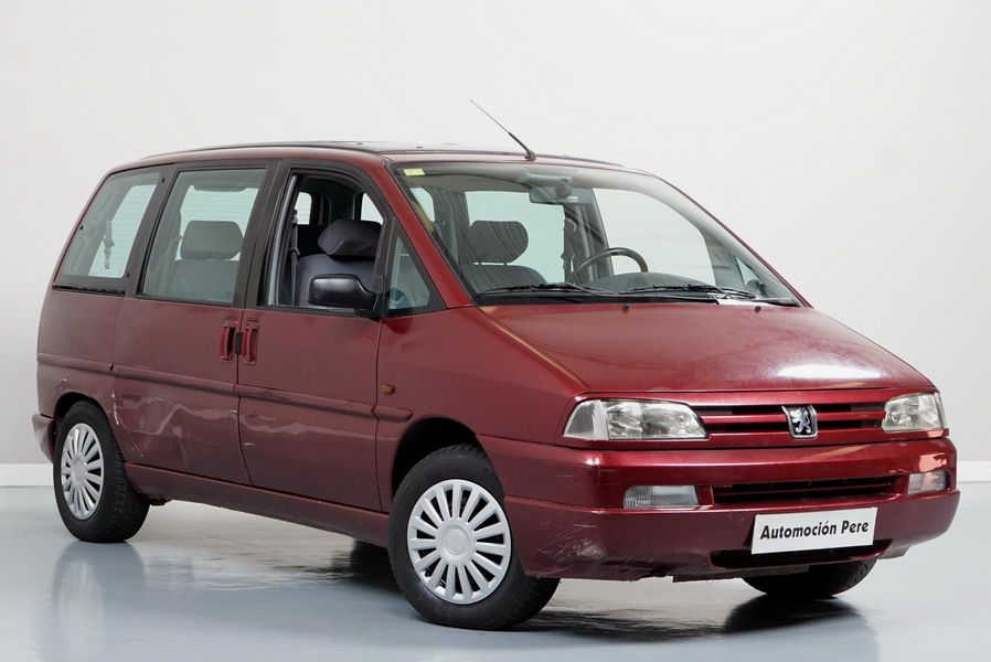 Peugeot 806 2.1 TD 110 CV 12V "Port Aventura". Único Propietario. 6/8 Plazas. Matriculado como "TURISMO"