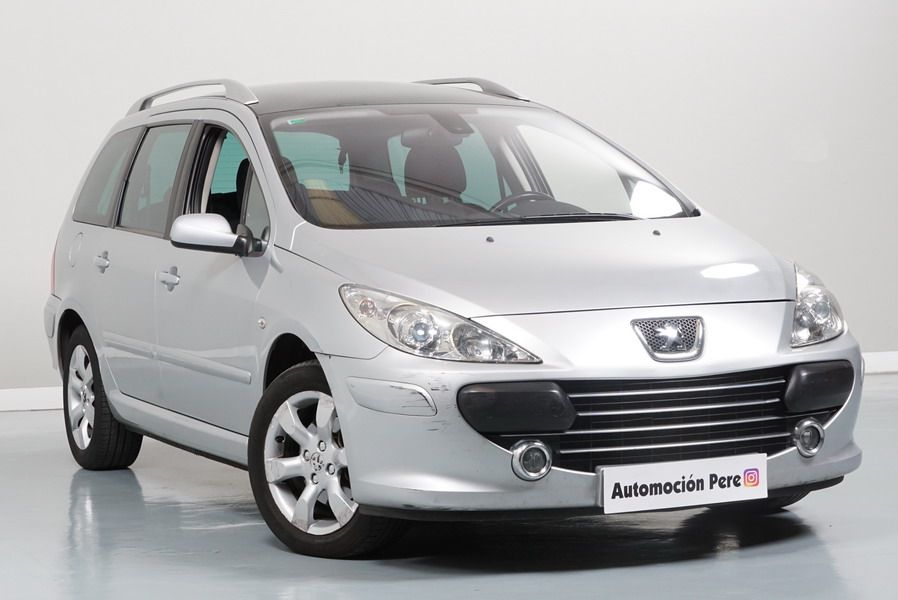 Peugeot 307 1.6 HDi SW Pack+. Único Propietario. Pocos Kms. Revisiones Selladas. Pequeños Daños Leves de Pintura (OJO!! Mirar Fotos)