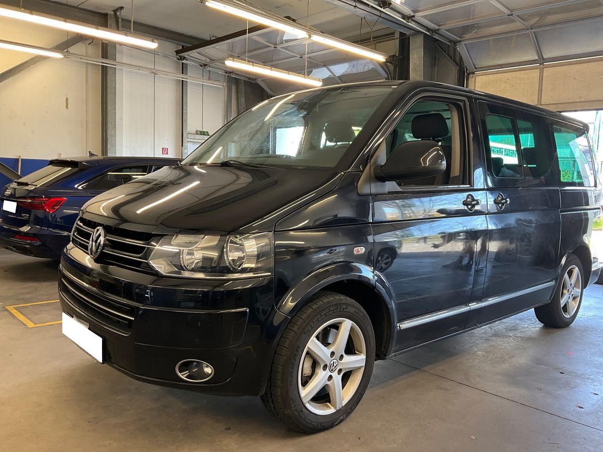 Próximamente: Volkswagen T5 Multivan 2.0 TDI 180 CV DSG/7 Team. 7 Plazas. Revisiones Oficiales. Único Propietario.